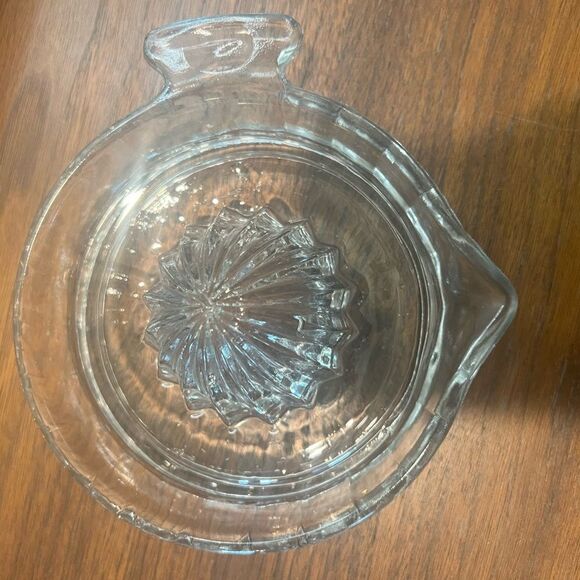 Orange Juice Extractor Clear Glass Vintage Reamer No chips - Picture 5 of 7